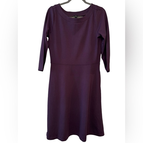 Ann Taylor Dresses & Skirts - Ann Taylor Factory Ponte Fit & Flare Dress M